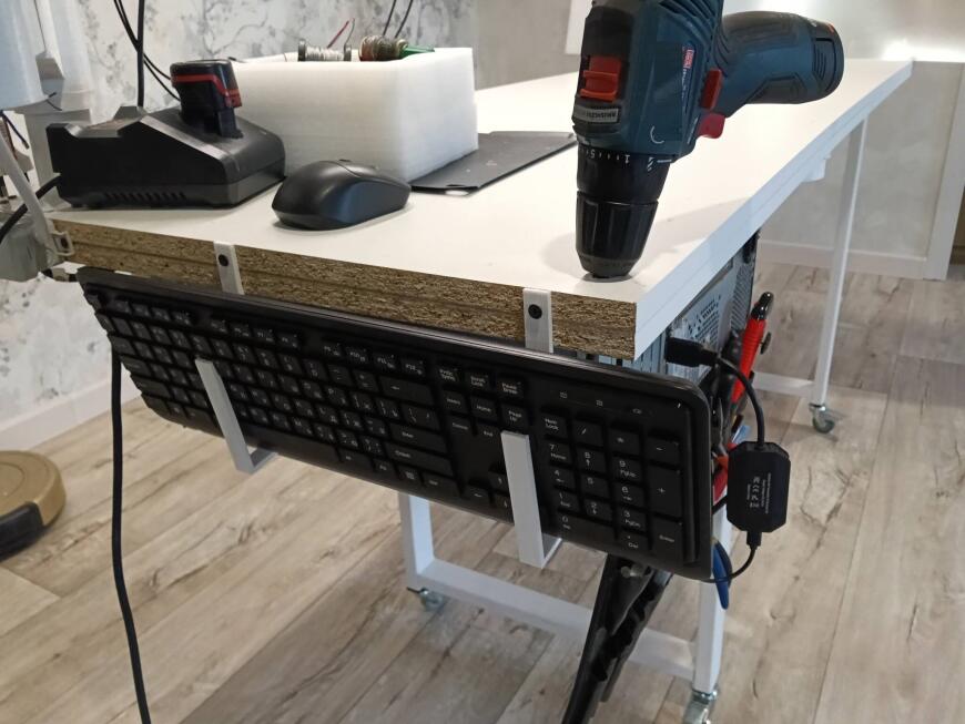 Башня для рабочего стола Башня для рабочего стола