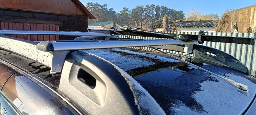 Крепление поперечин на Duster Крепление поперечин на Duster