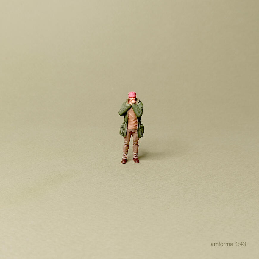 Первый снег на Уралмаше.