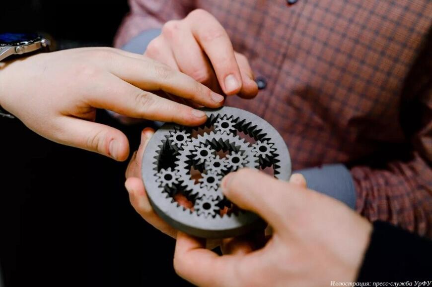 Ученые УрФУ исследовали модель порошка для 3D-печати магнитов
