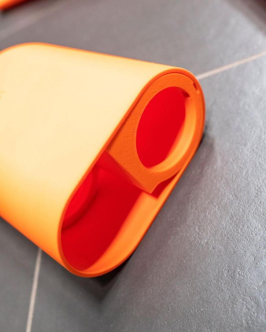 Напечатанные на 3D-принтере мастер-модели декоративных насадок выхлопной системы на Mercedes G-Class.