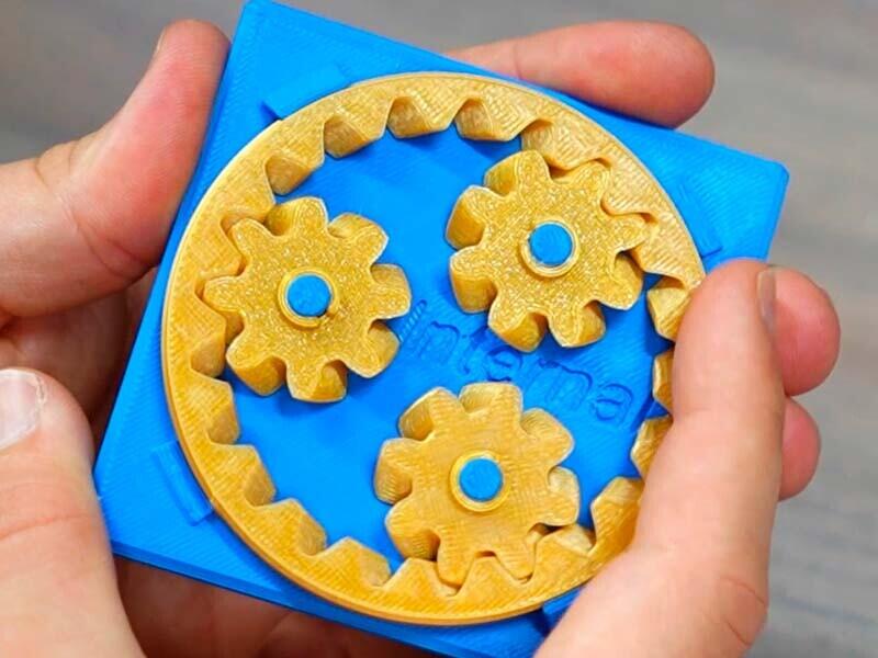 Обзор QIDI Tech Plus4 доступная горячая 3D печать