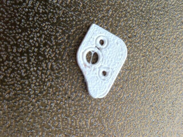 Не пропечатывает внешние стенки.