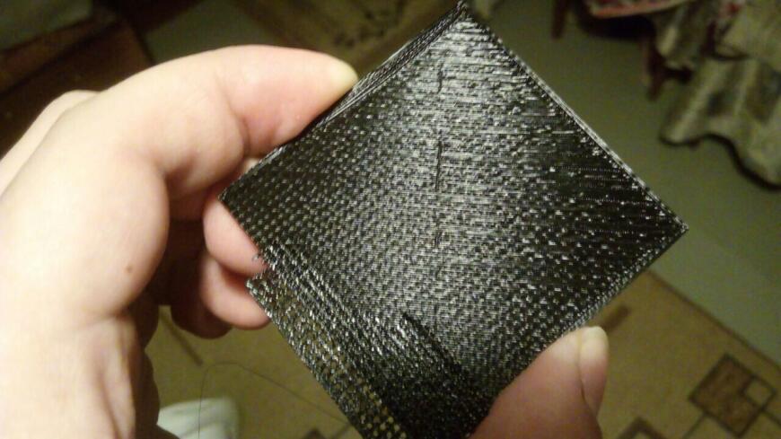 Мой принтер проклят, что делать? (Проблема с первым слоем)