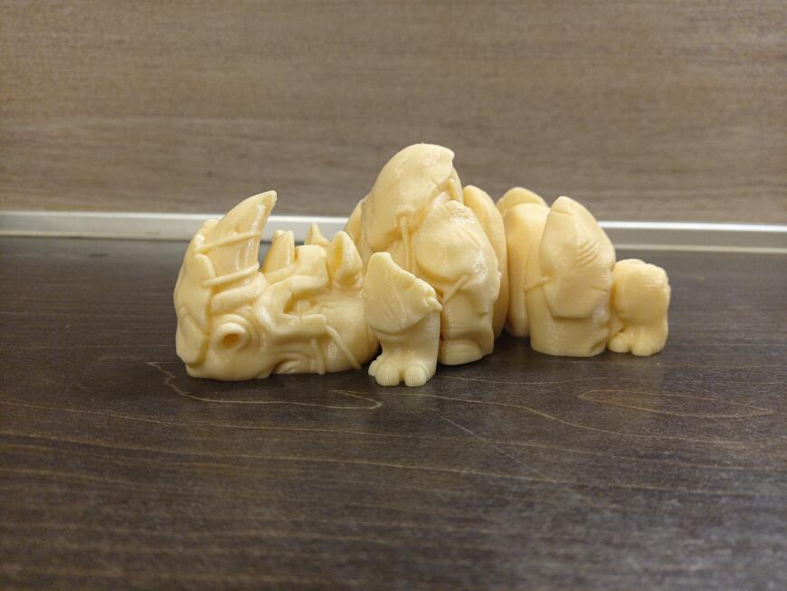 Бронированный носорог.