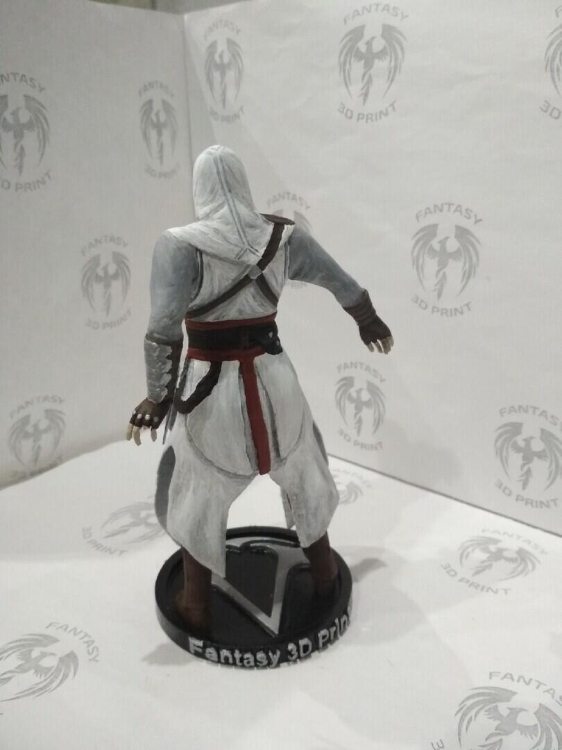 Альтаир ибн Ла-Ахад из серии игр Assassin's Creed