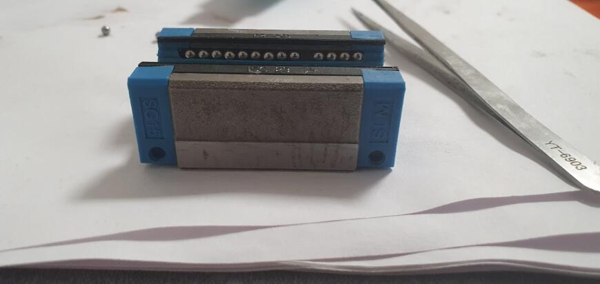 линейная направляющая принтера Flashforge foto 6.0