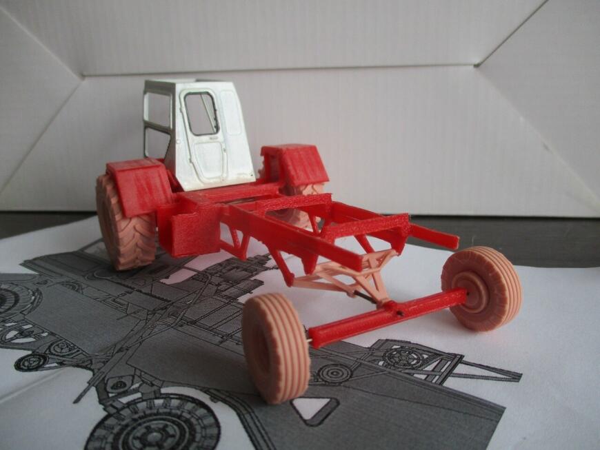 Моделька в 1:43 самоделки из комбайна СК-5 Нива