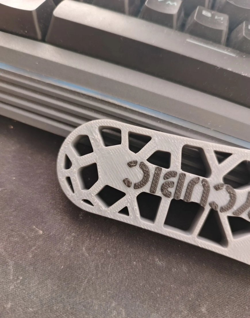 печать шершавая и какие то полоски??