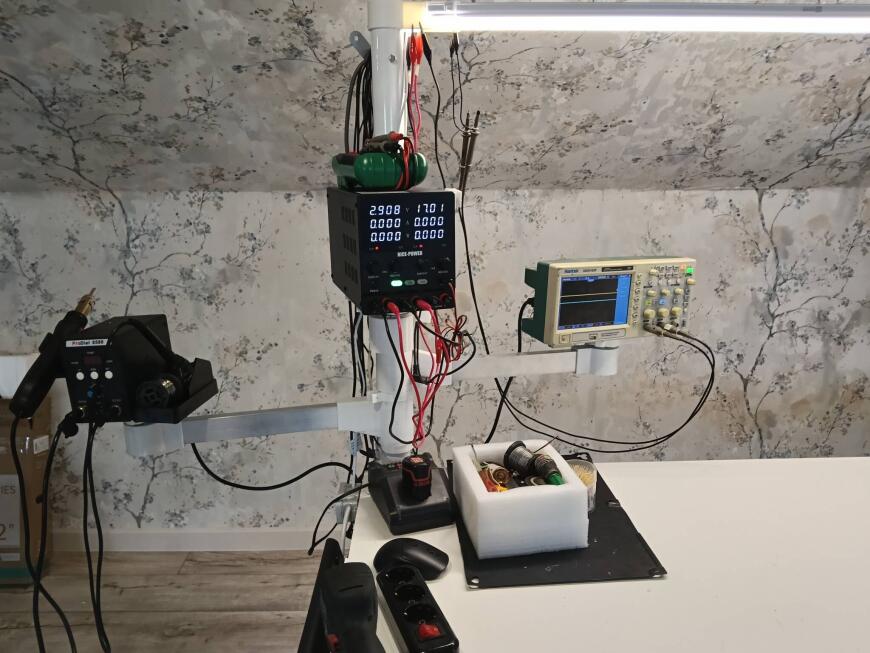 Башня для рабочего стола Башня для рабочего стола