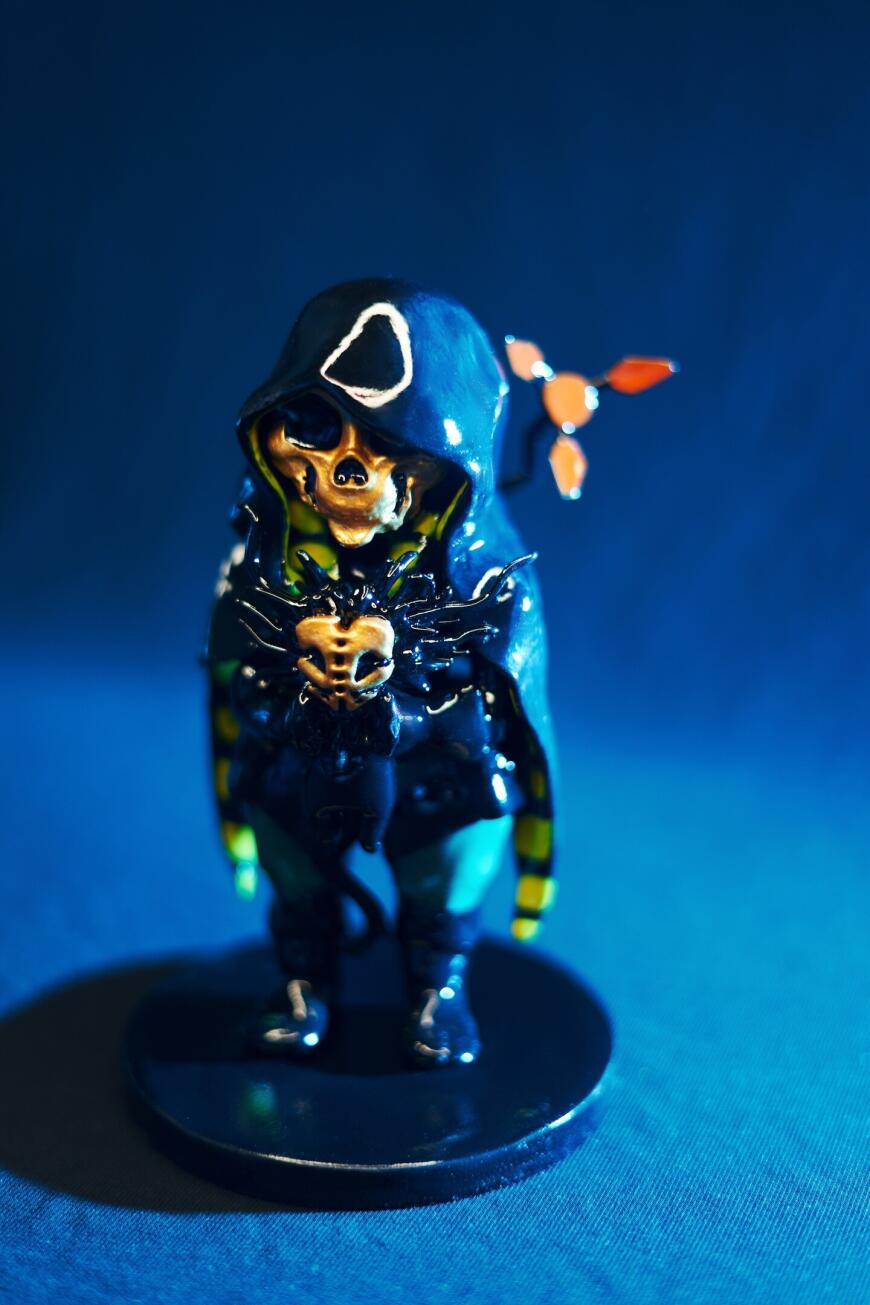 Фигурка чиби Хиггса из Death Stranding Фигурка чиби Хиггса из Death Stranding