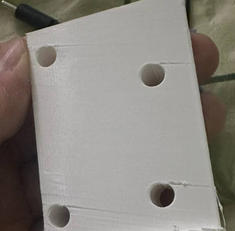 Пропуски пластика Пропуски пластика