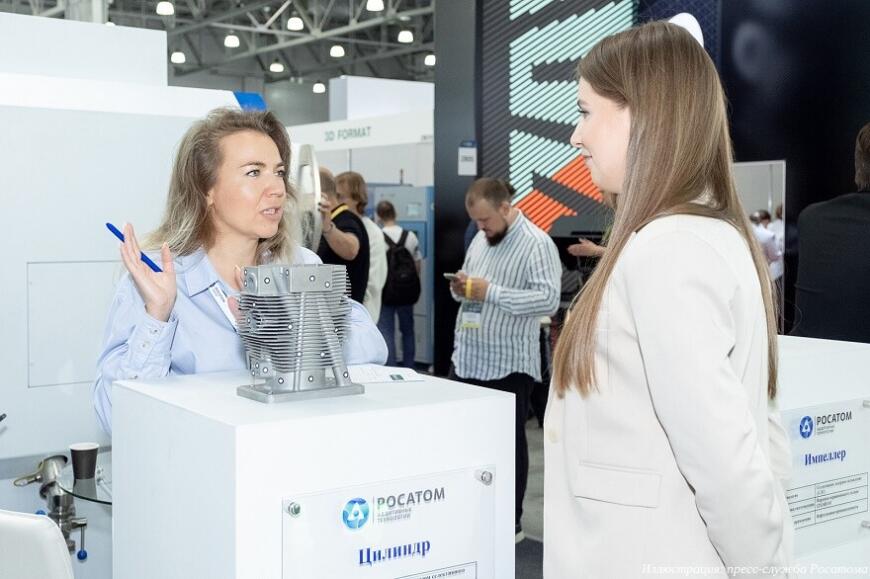 Росатом продемонстрировал достижения в сфере аддитивных технологий на выставке Rosmould 2025