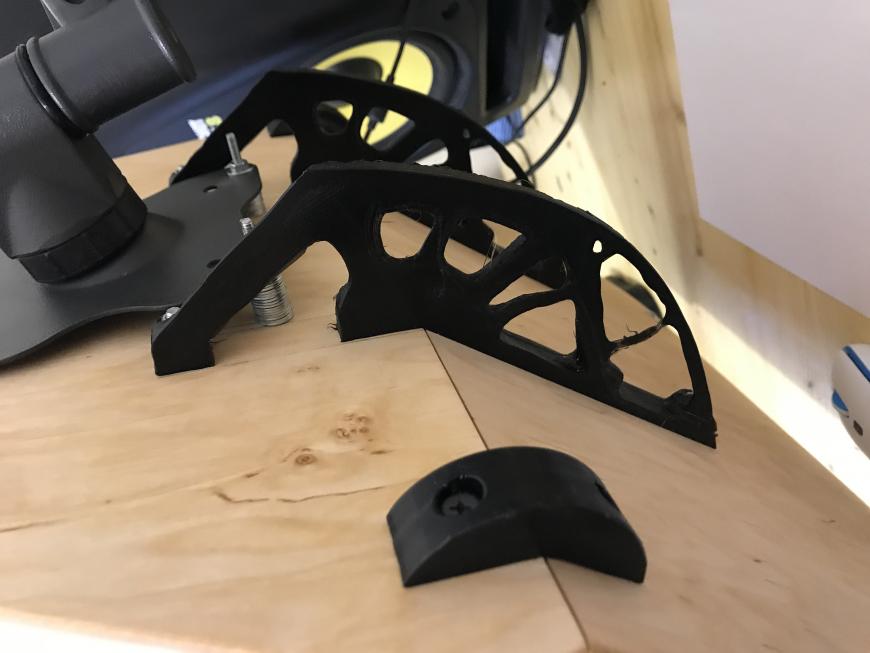 Угловой держатель 145 градусов для ноутбука Угловой держатель 145 градусов для ноутбука