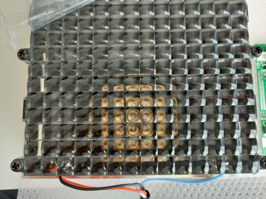 Paraled 200Watt? Дайте два!