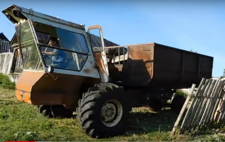 Моделька в 1:43 самоделки из комбайна СК-5 Нива