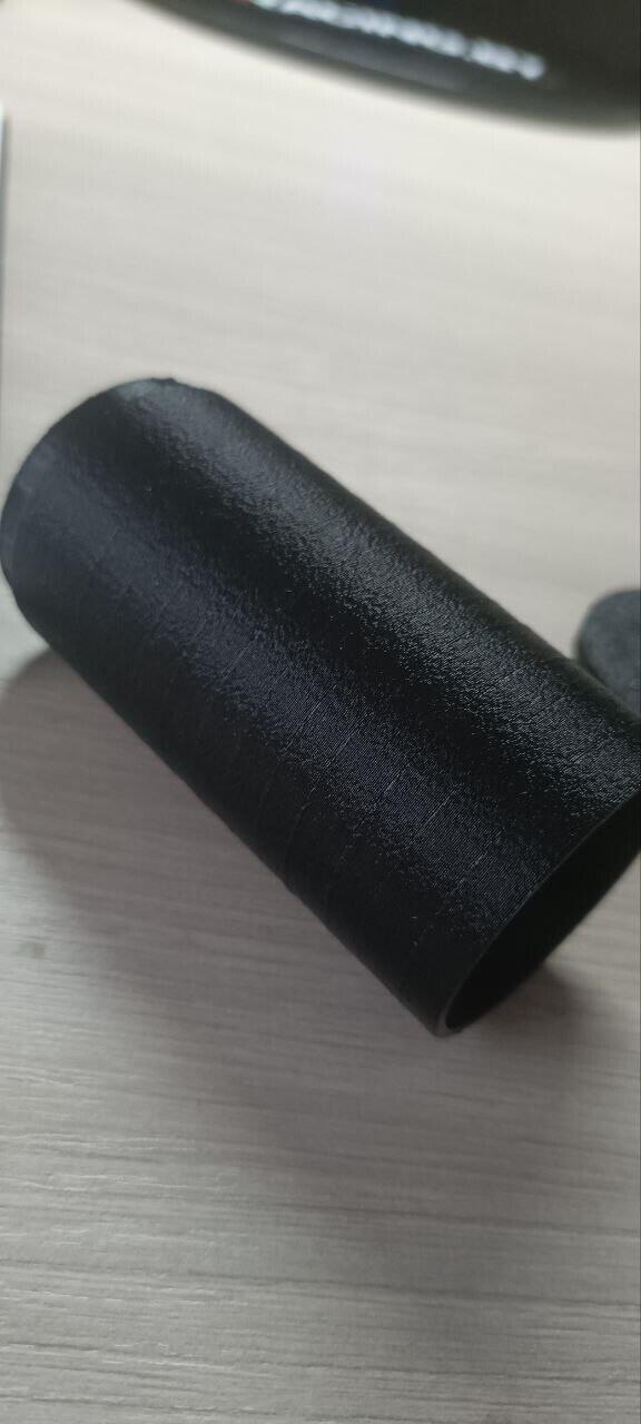 Выступающее полосы на модели по всем осям