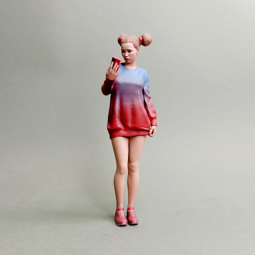 Селфи в свитере.