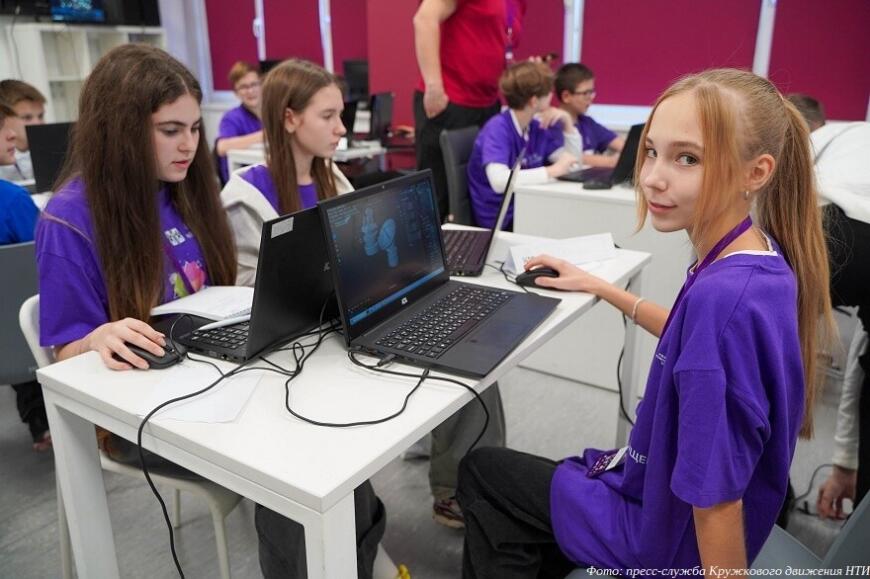 Более 1200 российских школьников стали призерами НТО Junior 2025 Более 1200 российских школьников стали призерами НТО Junior 2025