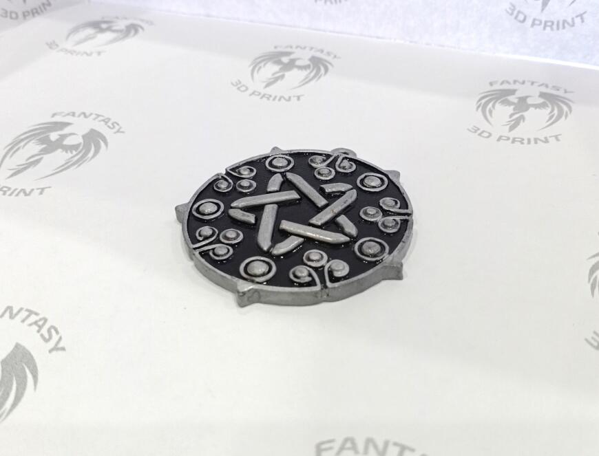 Кулон Йениифер из серии игр Ведьмак