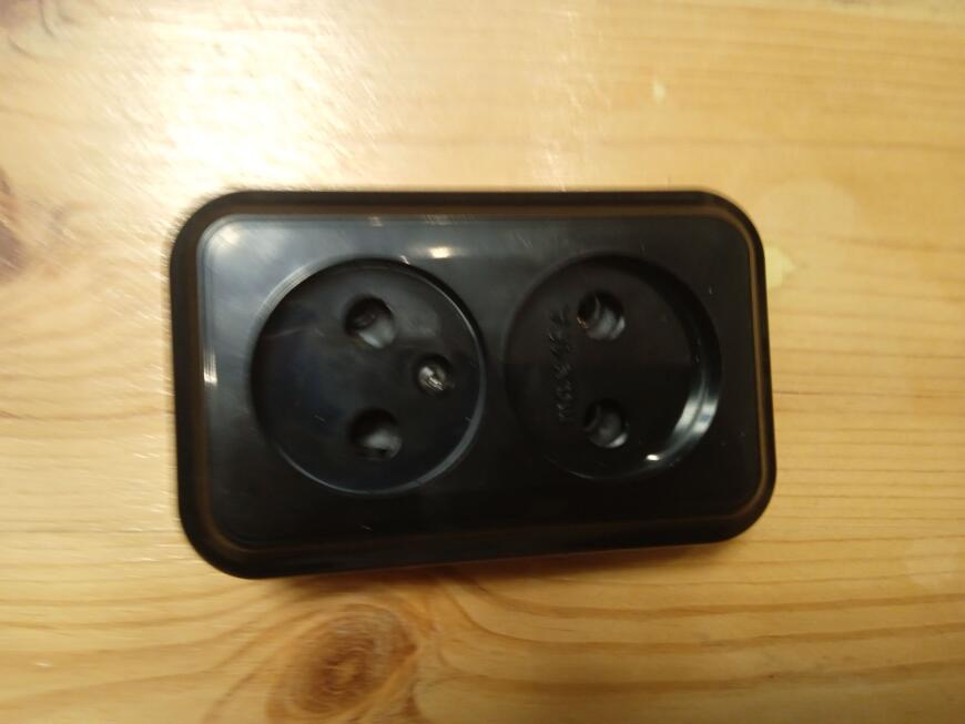 Стильный удлинитель из остатков мёртвого пылесоса