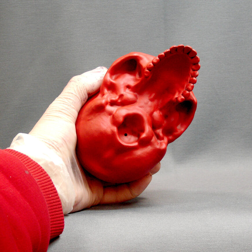 Красный череп