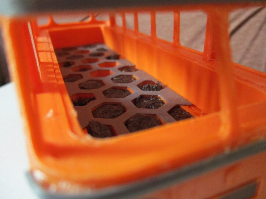 Подставка в виде автобуса,вторая модель,в цвете