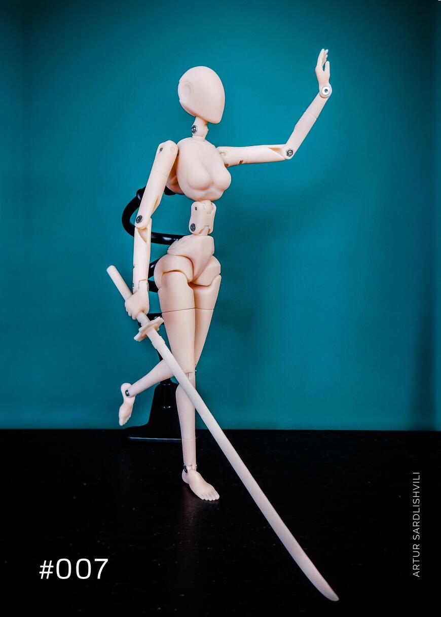 007 красавица и ее убойный аргумент…