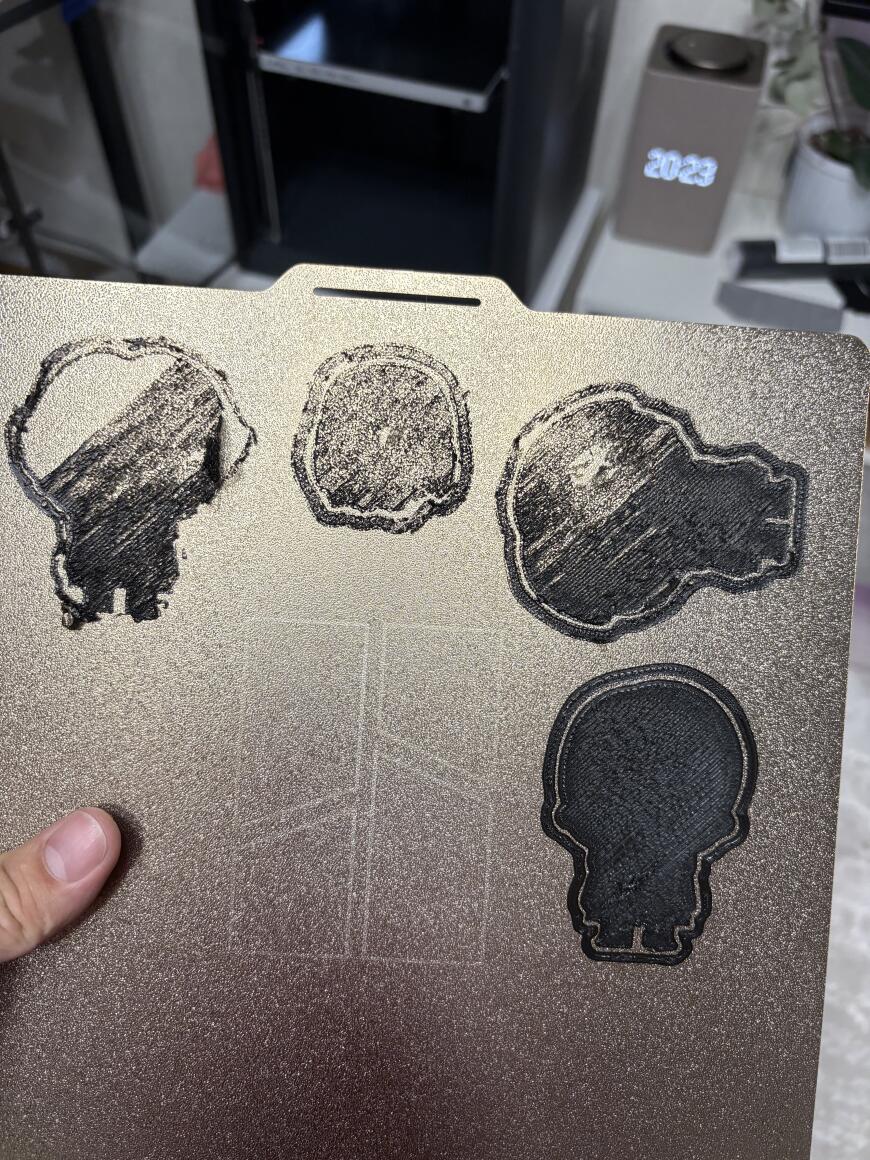 Новичек, подскажите в чем дело? Новичек, подскажите в чем дело?