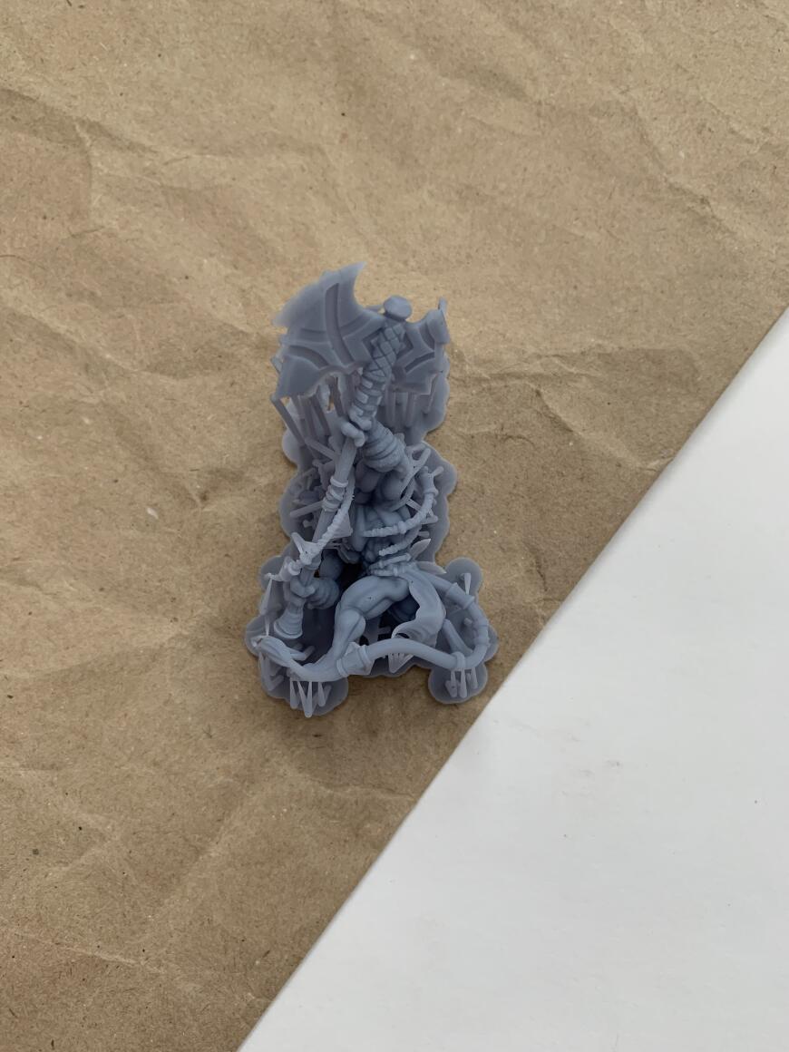 Tokala Farcutter, Cast n play.