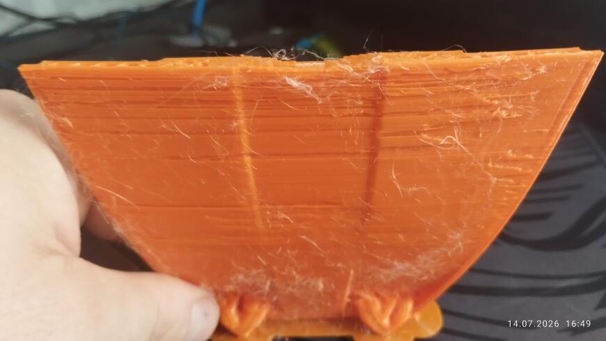Артефакты и неспекание слоев при отрицательных углах наклона (PETG)