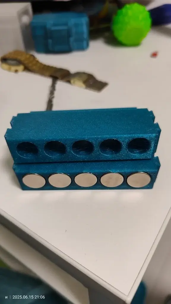 Держатель для буров SDS в коробки dewault Держатель для буров SDS в коробки dewault