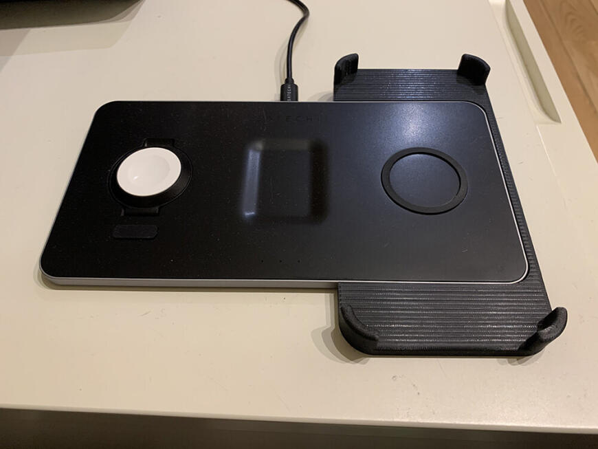 Адаптер зарядки SATECHI ST-X3TWCPM для IPhone 12 pro max Адаптер зарядки SATECHI ST-X3TWCPM для IPhone 12 pro max