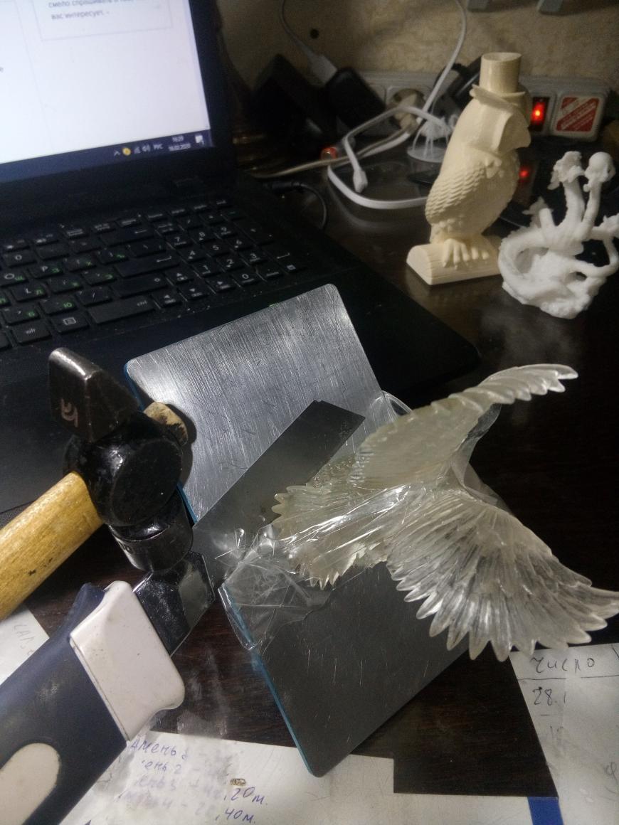 Anycubic photon s слишком сильная адгезия.