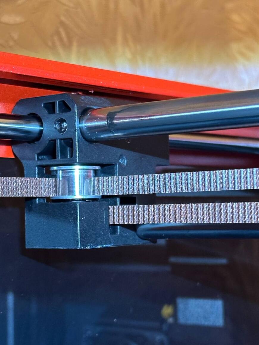 сочится пластик из принтера