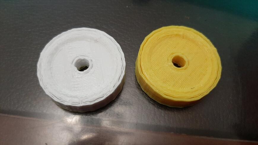 Подскажите почесу края колеса отстают при печати PETG