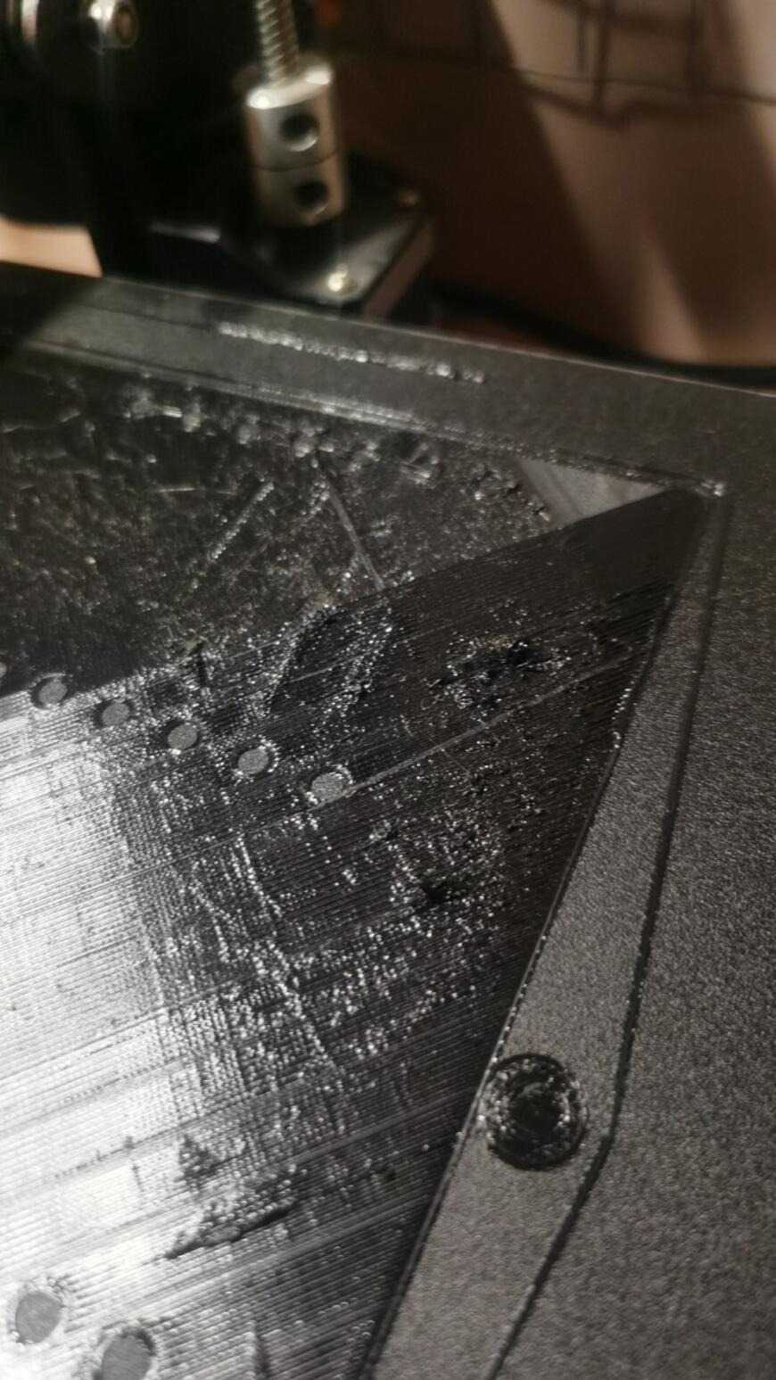 Принтер печатает с бугорками часть печати отлипает