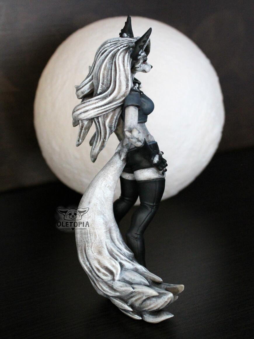 Адская гончая Луна из мультсериала 