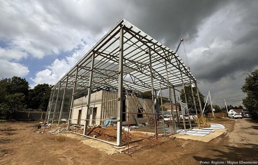 3D-принтер возвел стены медицинского пункта в Подмосковье 3D-принтер возвел стены медицинского пункта в Подмосковье