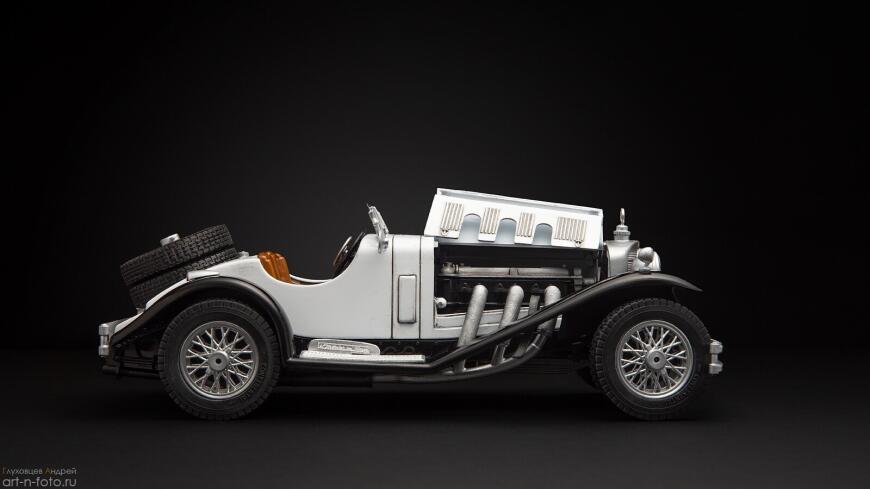 Реставрация масштабной модели 1928 Mercedes Benz SSK 1/18 от Bburago.