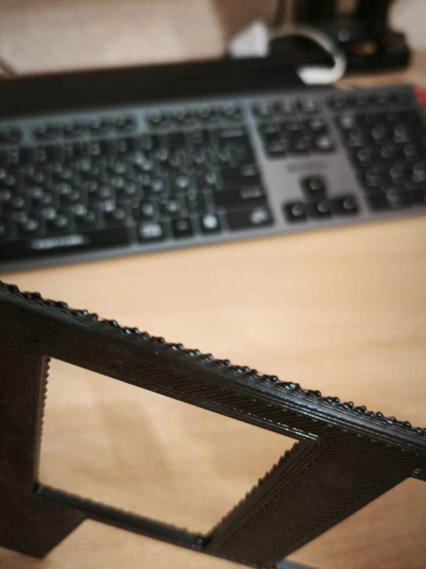 Вертикальные наплыви пластика при печати на 3Д принтере Ender3-Pro