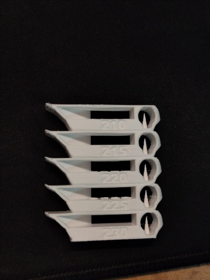 То ли сдвиги слоя, то ли непонятно что.