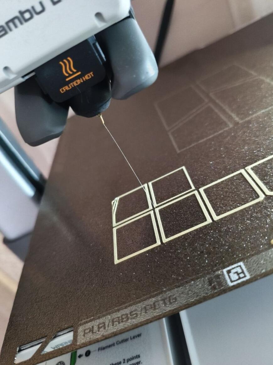 Проблема с печатью серией матового PLA от бамбулаб.