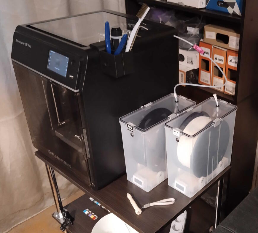 Драй бокс из коробки. В смысле готовый к работе. Ну почти. Драй бокс из коробки. В смысле готовый к работе. Ну почти.