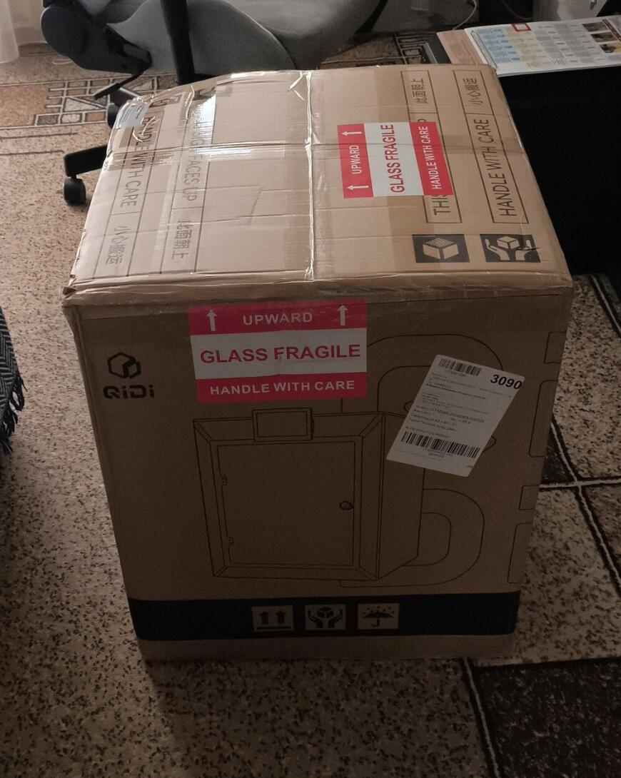 Qidi Q2. Неделя в пользовании: о хорошем, плохом и отломанных деталях.