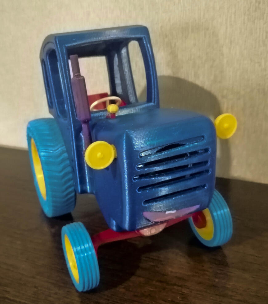 Если трактор, то синий