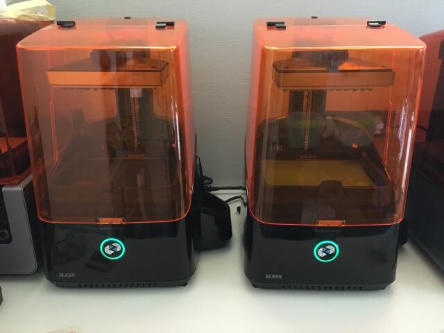 3D принтер UNIZ SLASH 2