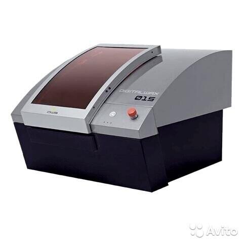 DigitalWax 015 SLA принтер 200х200х65 мм. Разрешение 10 мкм.
