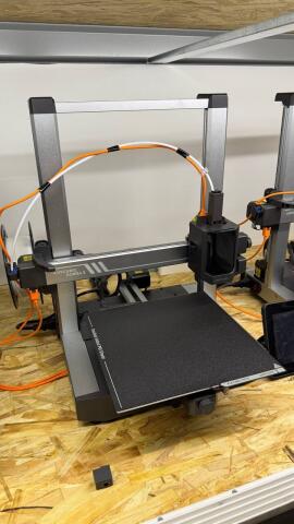 Продаю принтер anycubic Kobra 3