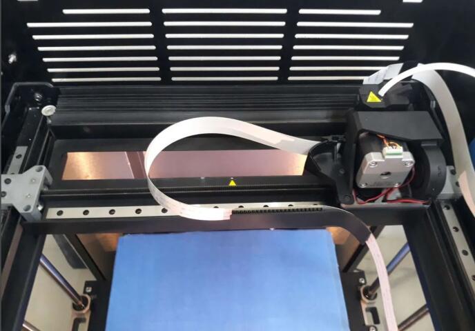 Продам 3D принтер Makerbot Replicator Z18